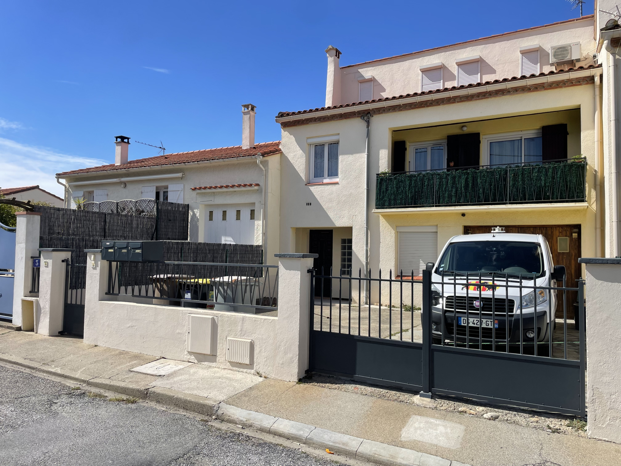 Saint André - Immeuble de Rapport de 3 appartement Loués